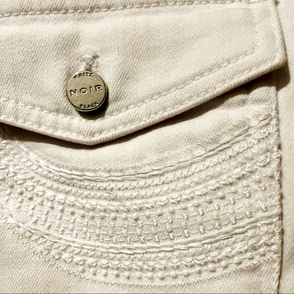 WHITE HOUSE BLACK MARKET Noir White Crop Jean Sz: 6 Retail:$108.00 - Picture 5 of 6